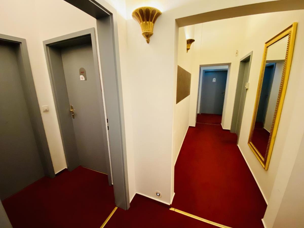 Doppelzimmer Dinner, Direkt Am Alten Strom Росток Екстер'єр фото